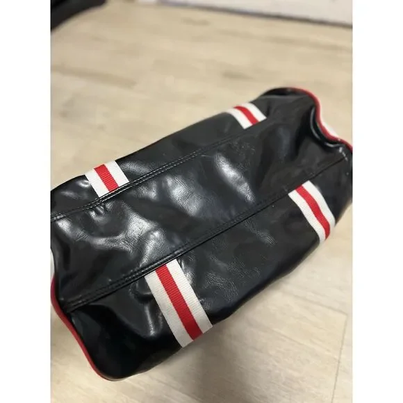 Fred Perry Classic Barrel Holdall Bag Duffle Travel‎ Black White Punk Oi! Blitz - Picture 9 of 14